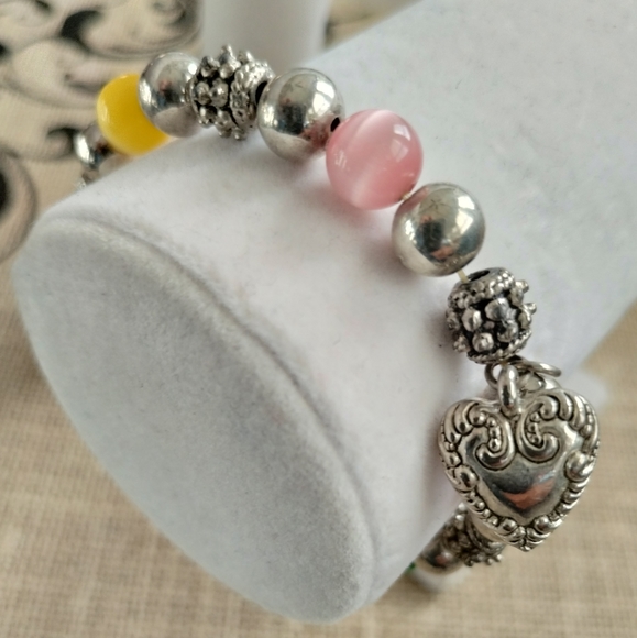 Beaded Heart Bracelet - Picture 8 of 14